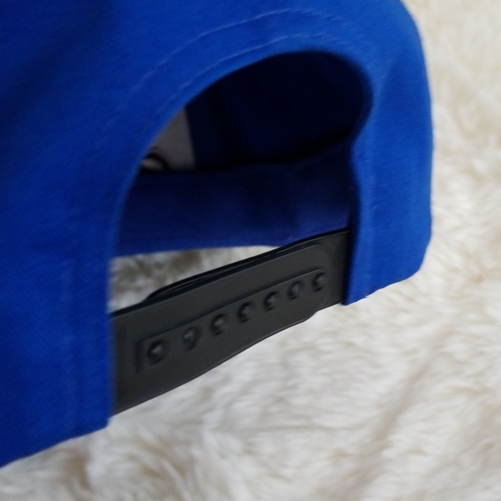 Blue baseball cap - Picture 5 of 8